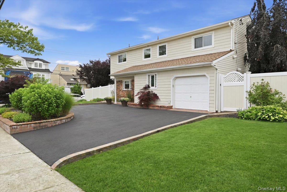 2461 Riviera Lane Bellmore, NY 11710 - Photo 2 of 44