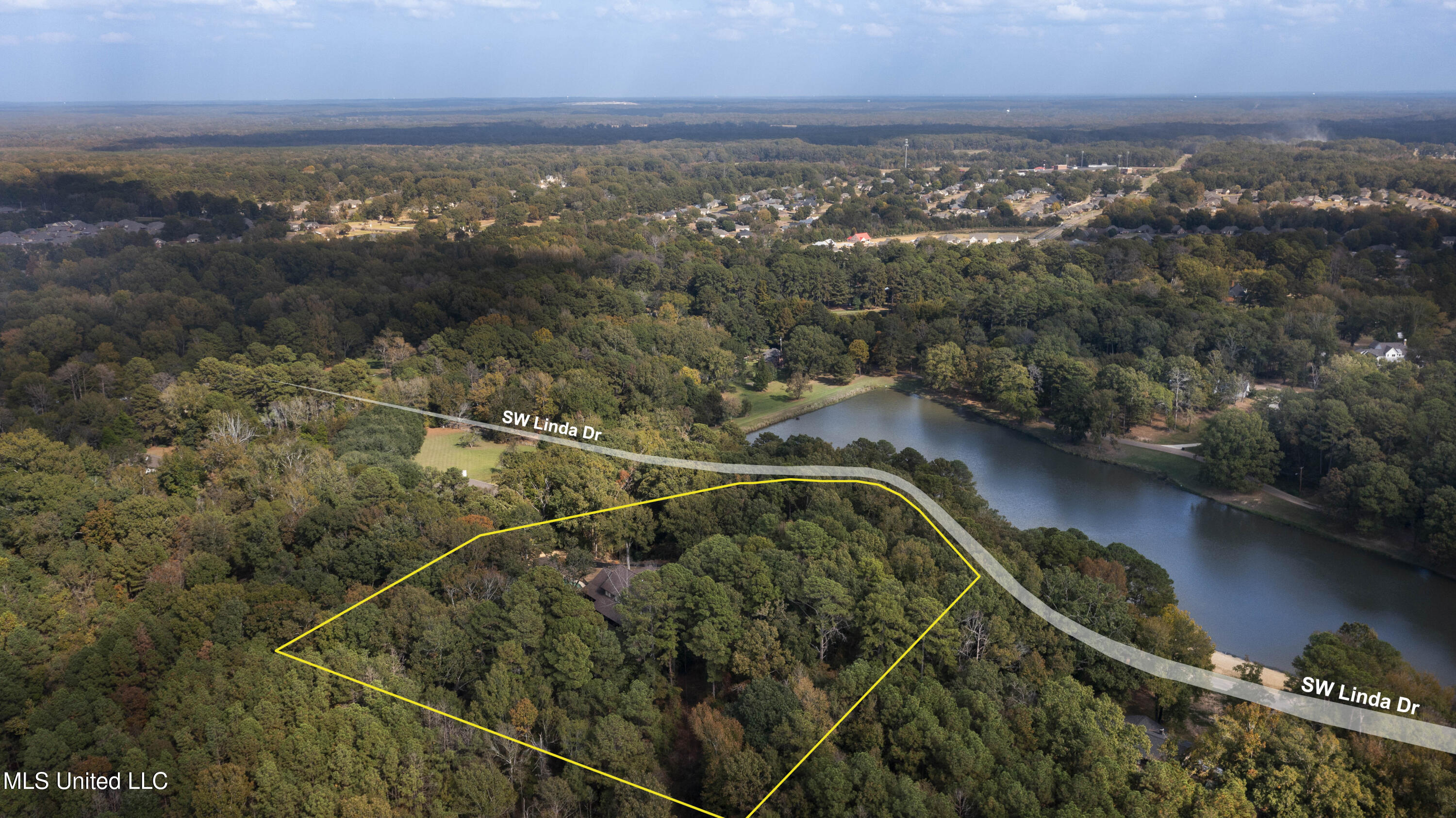 1609 Southwest Linda Drive Clinton, MS 39056 - Photo 109 of 110 1609 SW Linda-108b