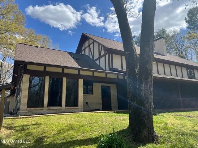 $724,000 | 1609 Southwest Linda Drive, Clinton, MS 39056