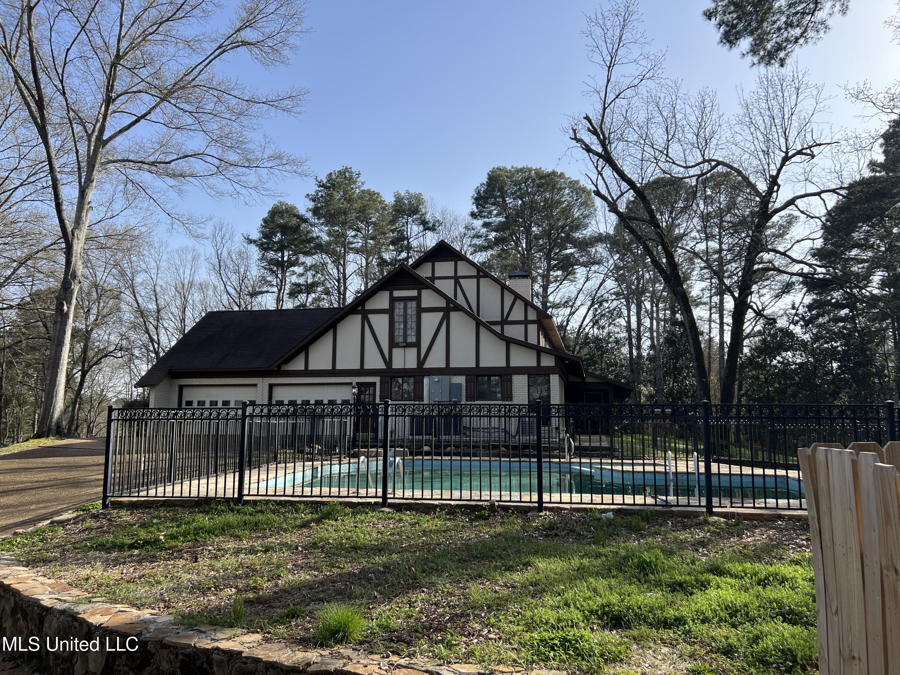 1609 Southwest Linda Drive Clinton, MS 39056 - Photo 21 of 110 IMG_0940