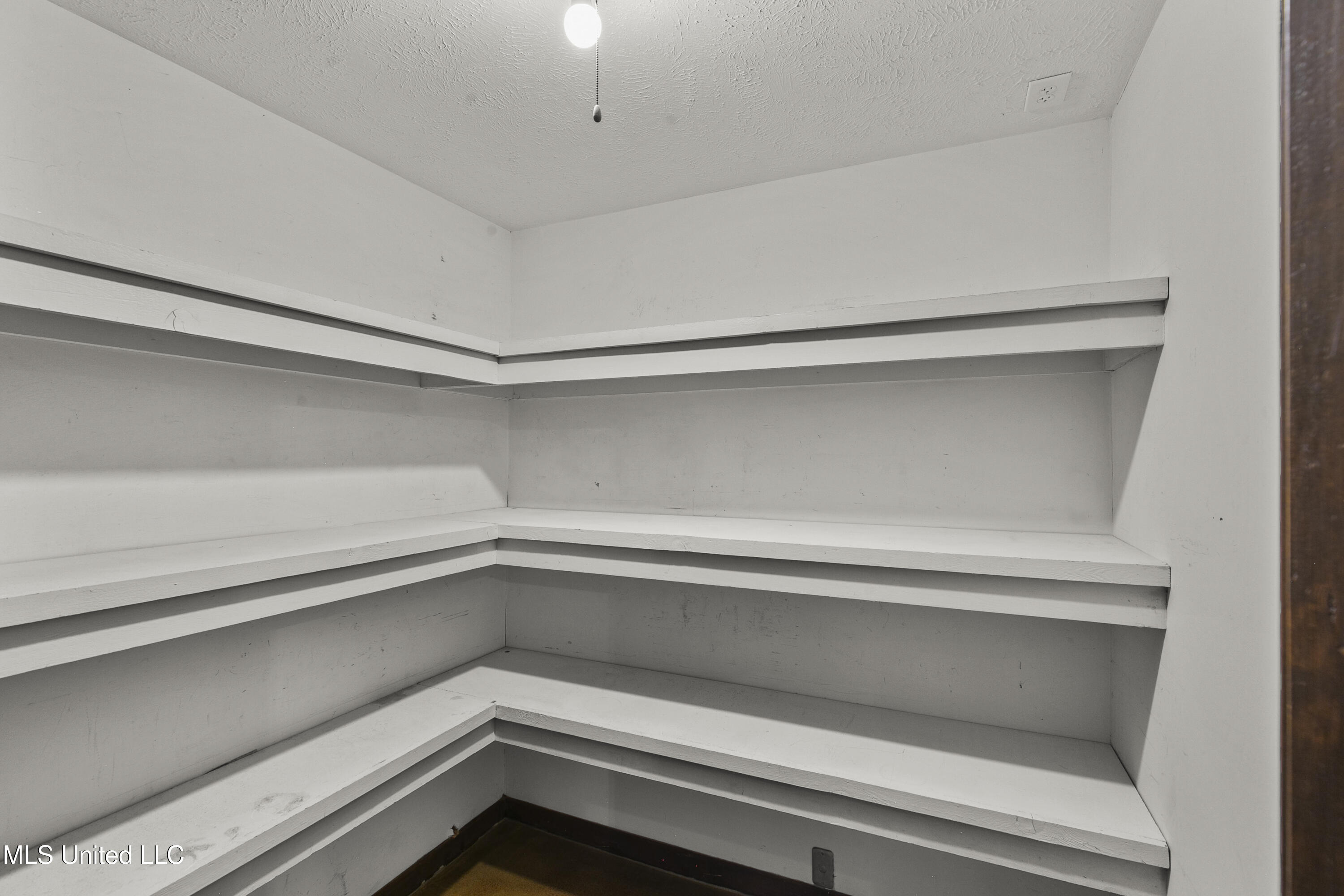 1609 Southwest Linda Drive Clinton, MS 39056 - Photo 28 of 110 1609 SW Linda-17