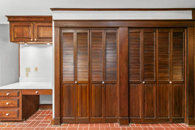 $724,000 | 1609 Southwest Linda Drive, Clinton, MS 39056