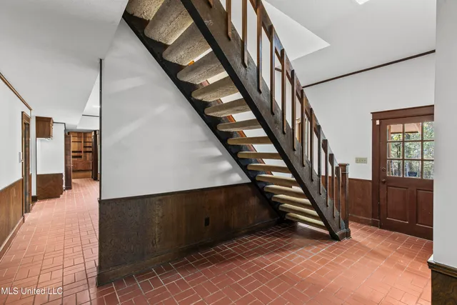 $724,000 | 1609 Southwest Linda Drive, Clinton, MS 39056