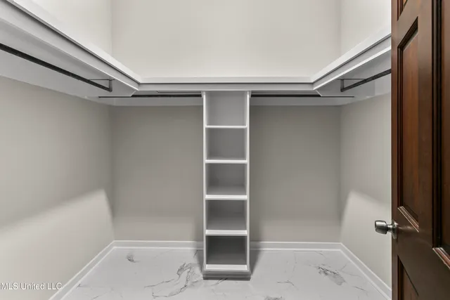 $724,000 | 1609 Southwest Linda Drive, Clinton, MS 39056