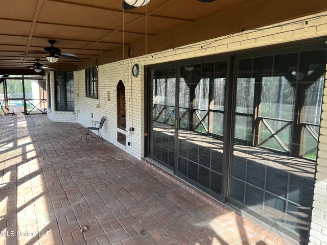 $724,000 | 1609 Southwest Linda Drive, Clinton, MS 39056