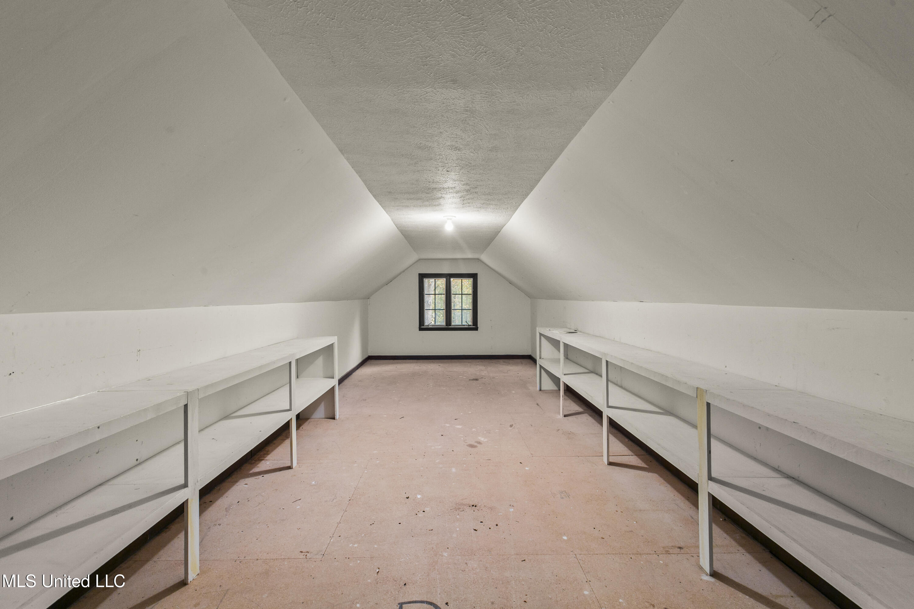 1609 Southwest Linda Drive Clinton, MS 39056 - Photo 82 of 110 1609 SW Linda-67