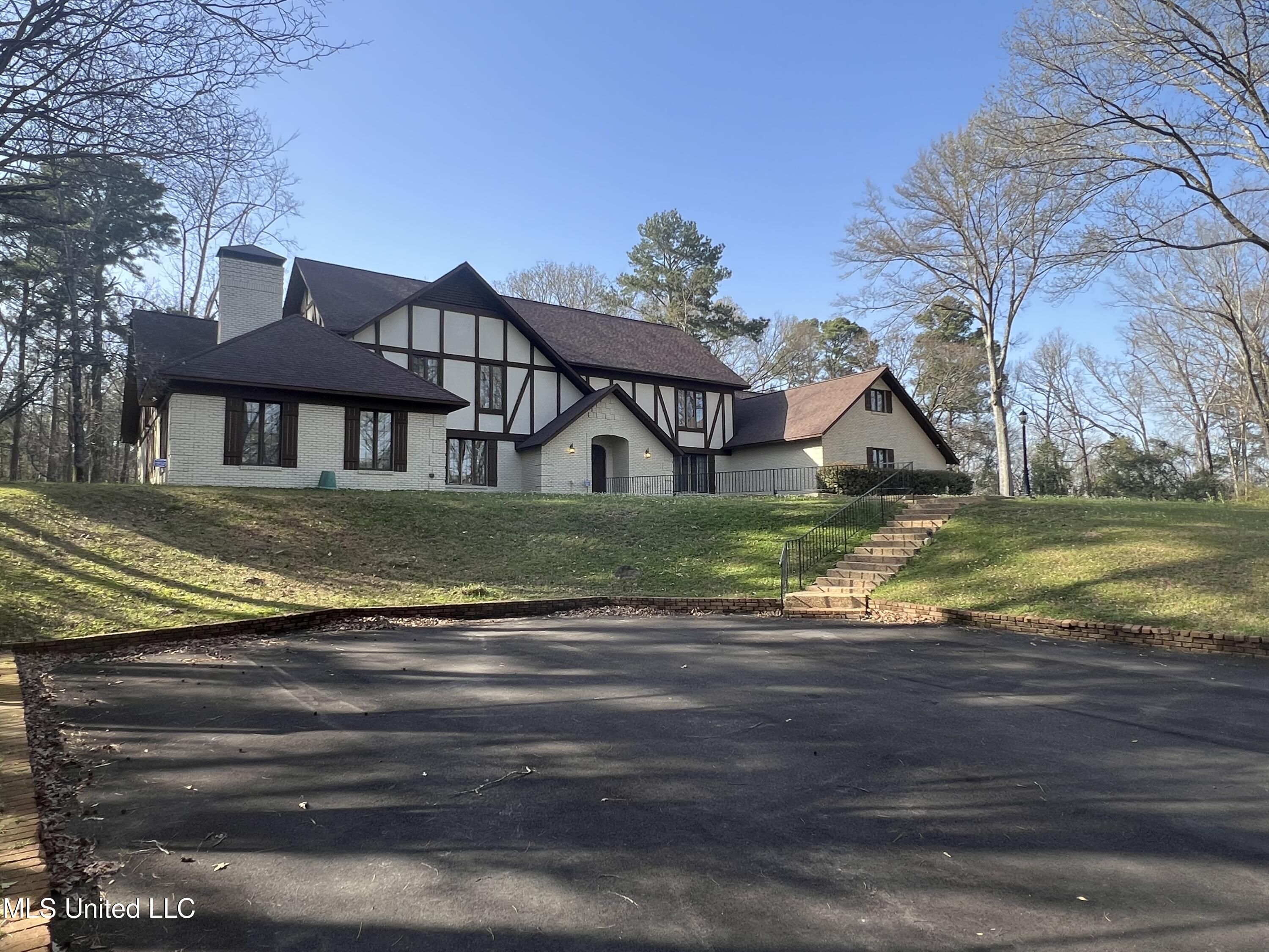 1609 Southwest Linda Drive Clinton, MS 39056 - Photo 86 of 110 IMG_0927