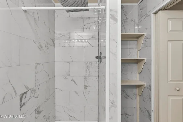 $724,000 | 1609 Southwest Linda Drive, Clinton, MS 39056