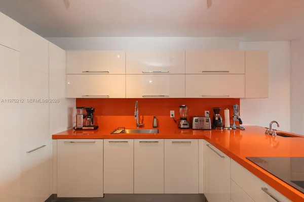 $4,750 | 900 Bay Drive, Unit 224, Miami Beach, FL 33141