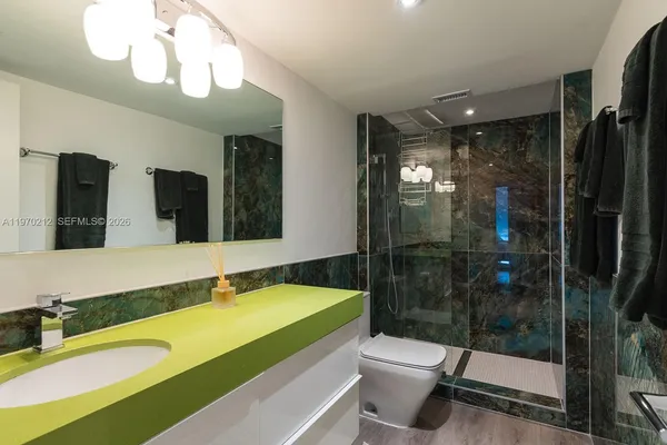 $4,750 | 900 Bay Drive, Unit 224, Miami Beach, FL 33141