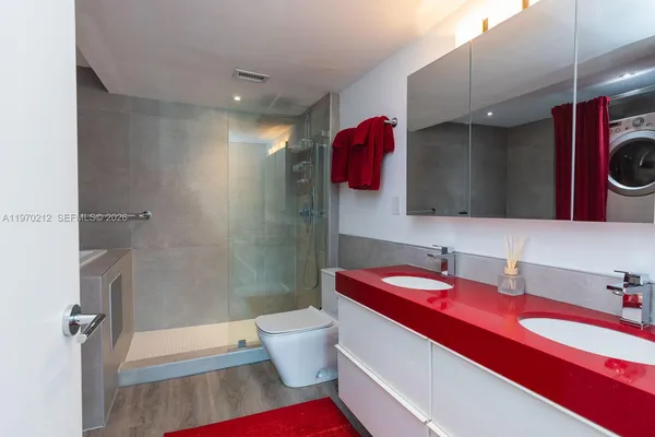 $4,750 | 900 Bay Drive, Unit 224, Miami Beach, FL 33141