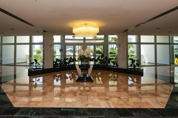 $4,750 | 900 Bay Drive, Unit 224, Miami Beach, FL 33141