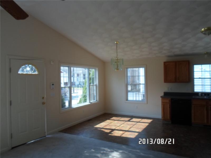 59 7th Avenue Woonsocket, RI 02895 - Photo 4 of 13 Dining Room.