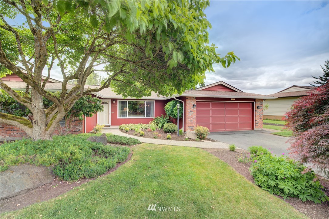 10419 Northeast 198th Street Bothell, WA 98011 - Photo 1 of 24 Gallery Image 1