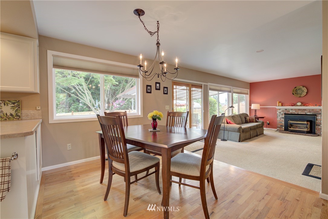 10419 Northeast 198th Street Bothell, WA 98011 - Photo 3 of 24 Gallery Image 3