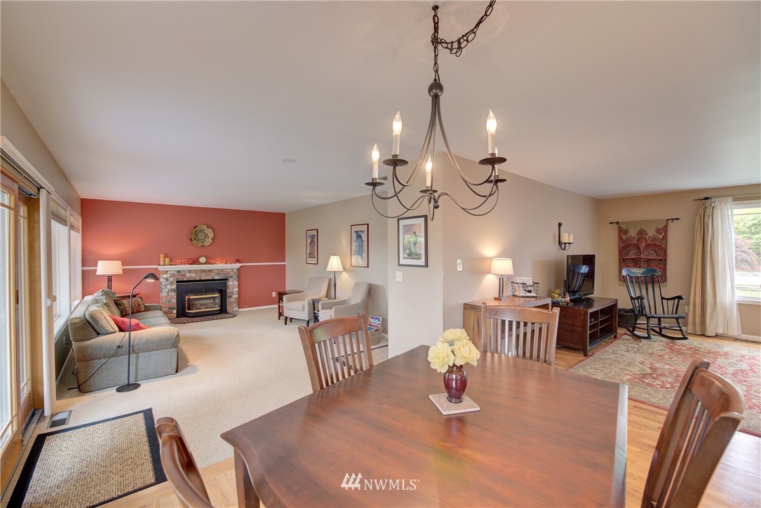 10419 Northeast 198th Street Bothell, WA 98011 - Photo 7 of 24 Gallery Image 7