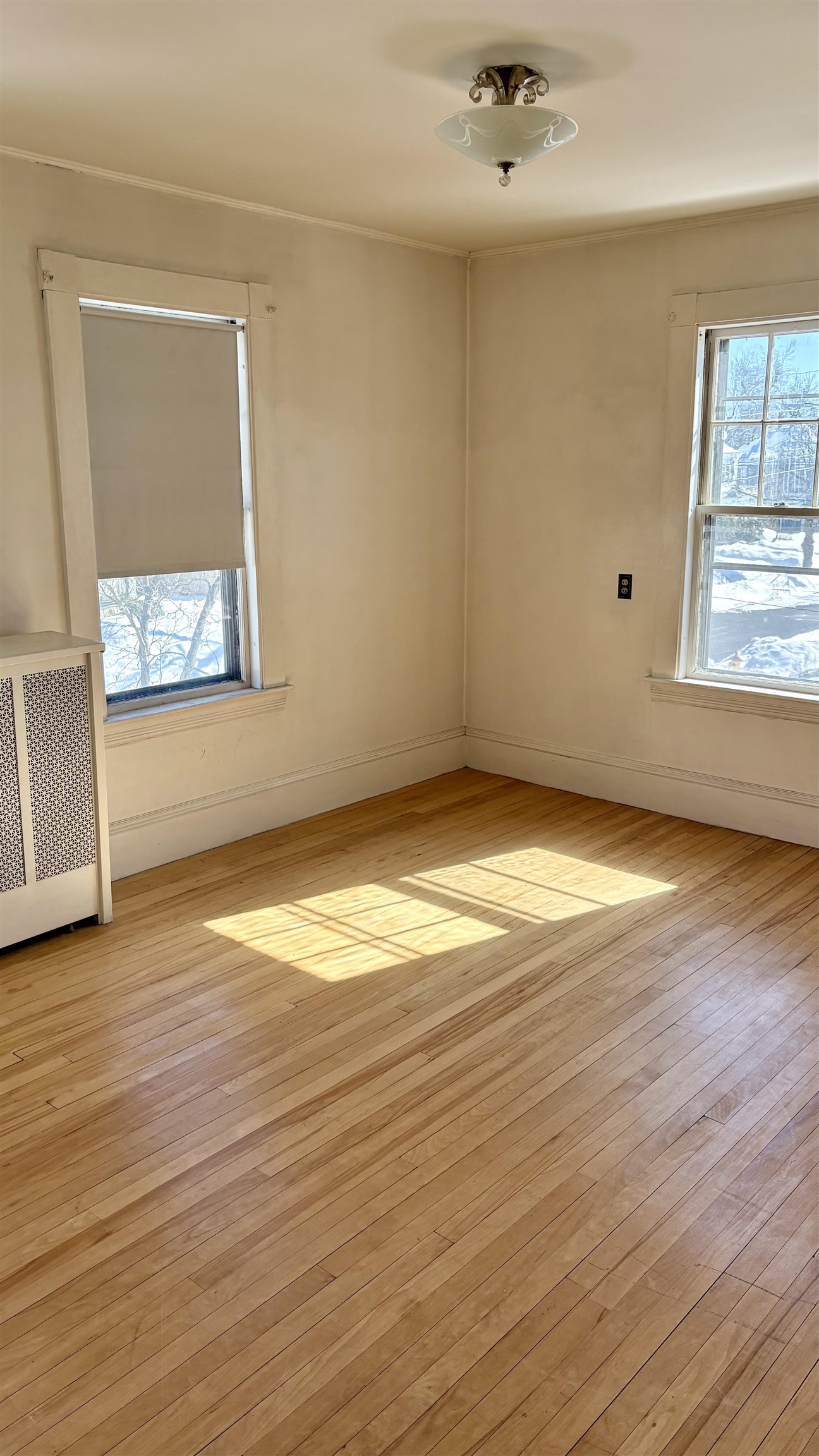 274 Ray Street Manchester, NH 03104 - Photo 7 of 14