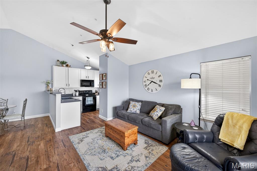 3300 Spring Creek Lane O'Fallon, MO 63368 - Photo 9 of 20