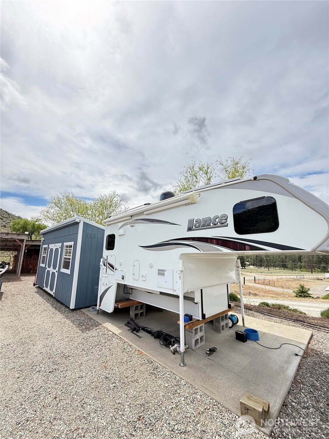 92 Crumbacher Road Tonasket, WA 98855 - Photo 26 of 40 a view of outdoor space with city view