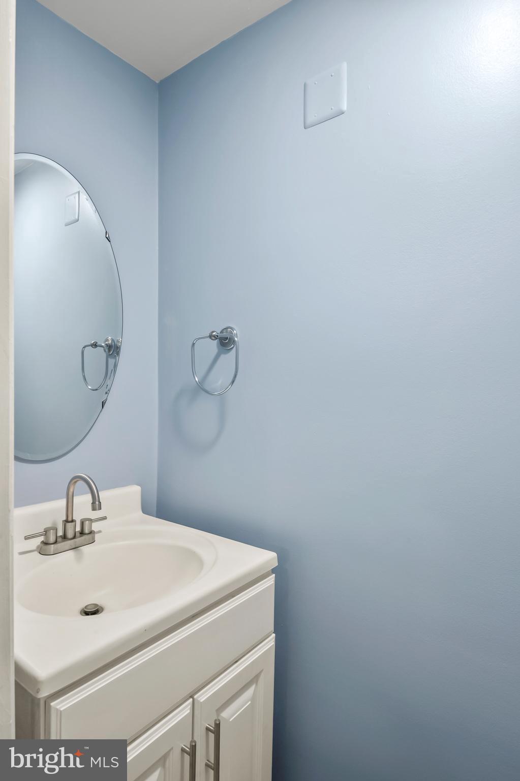 1199 Oak Avenue Shady Side, MD 20764 - Photo 10 of 32 Half Bathroom