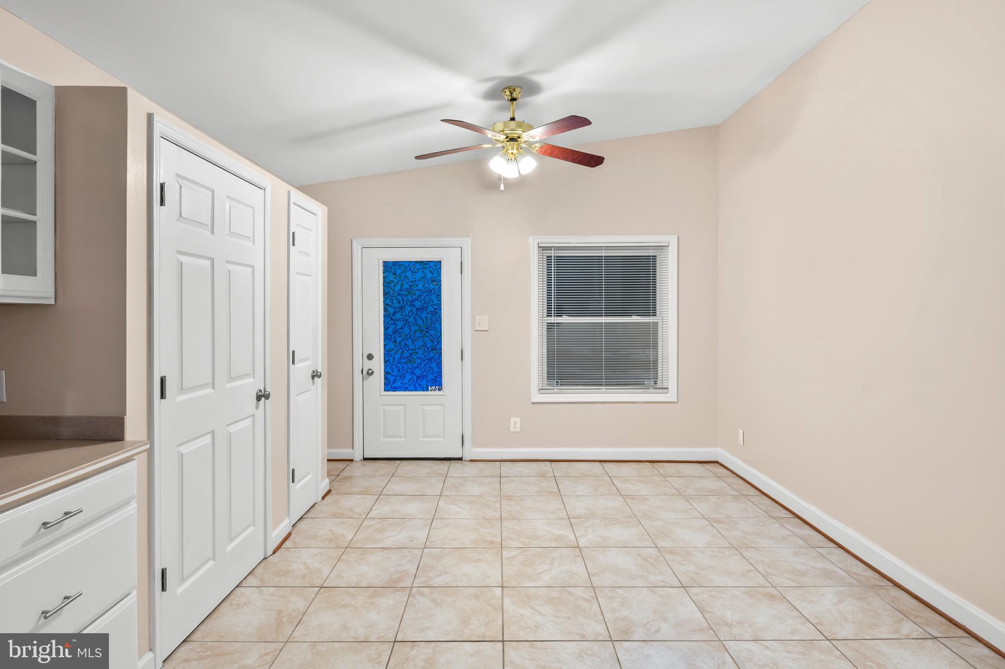1199 Oak Avenue Shady Side, MD 20764 - Photo 3 of 32 Dining Room