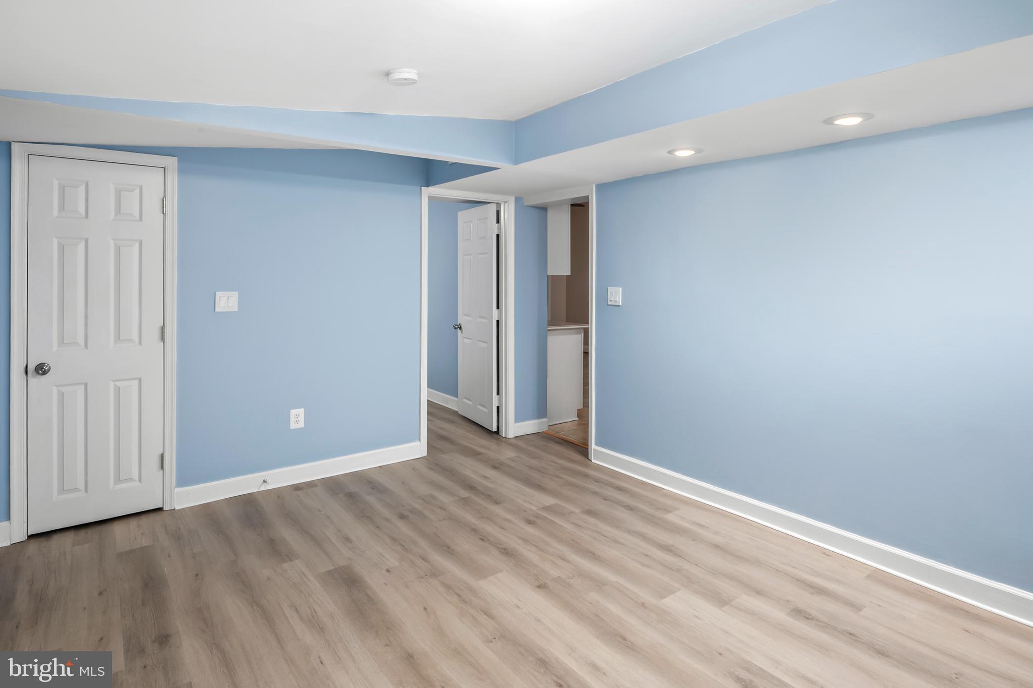 1199 Oak Avenue Shady Side, MD 20764 - Photo 7 of 32 Living Room (alt view)