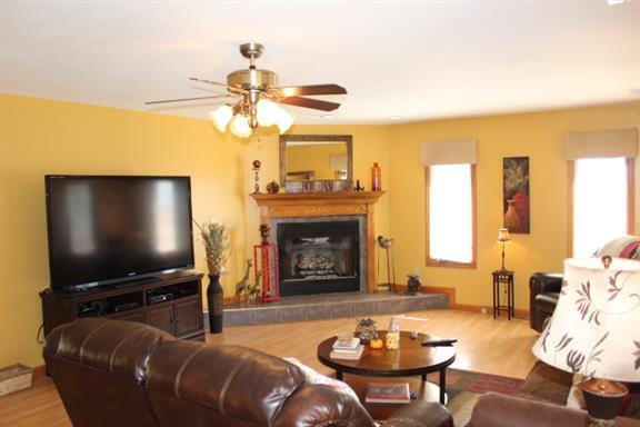 2344 Doyle Frazier Road Morrison, TN 37357 - Photo 5 of 24 Large living room with woodburning fireplace.