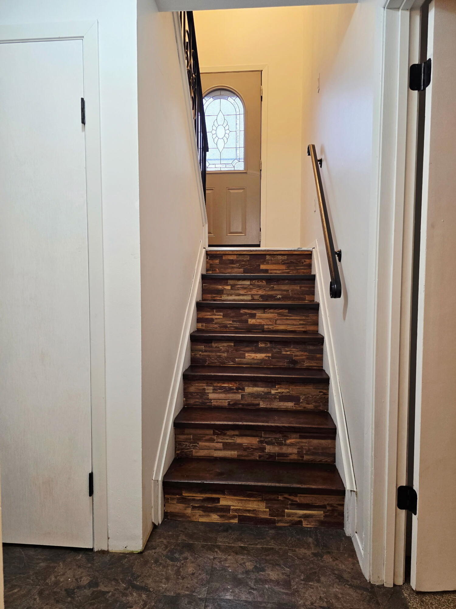 11535 Sandhill Trail Demotte, IN 46310 - Photo 11 of 31 a view of entryway