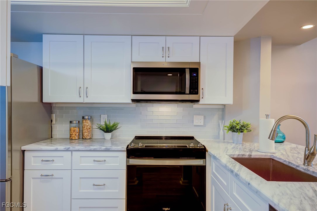 4510 North Key Drive, Unit 204 North Fort Myers, FL 33903 - Photo 10 of 31