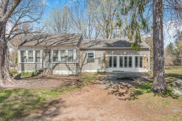 $368,000 | 3836 Togo Road, Spring Park, MN 55384
