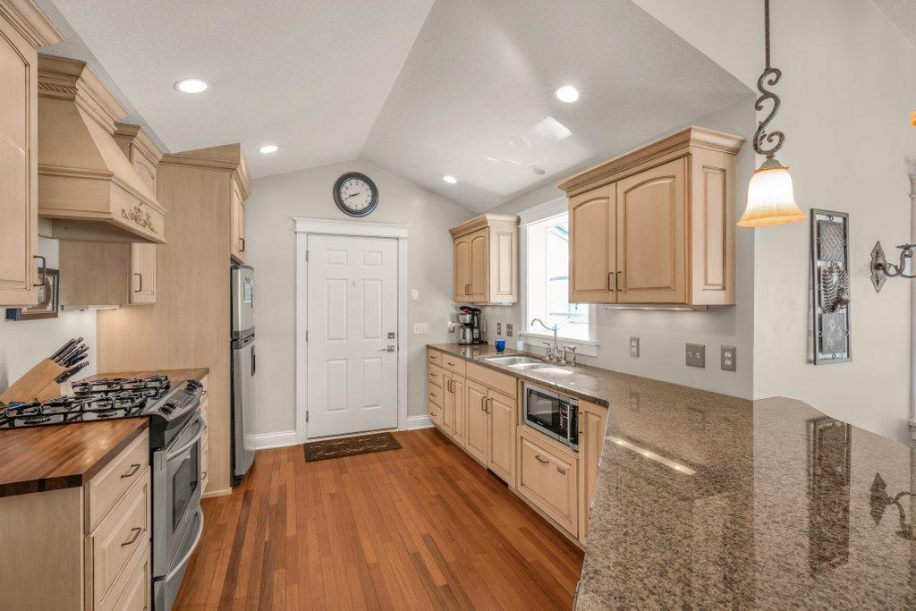 3836 Togo Road Spring Park, MN 55384 - Photo 14 of 30