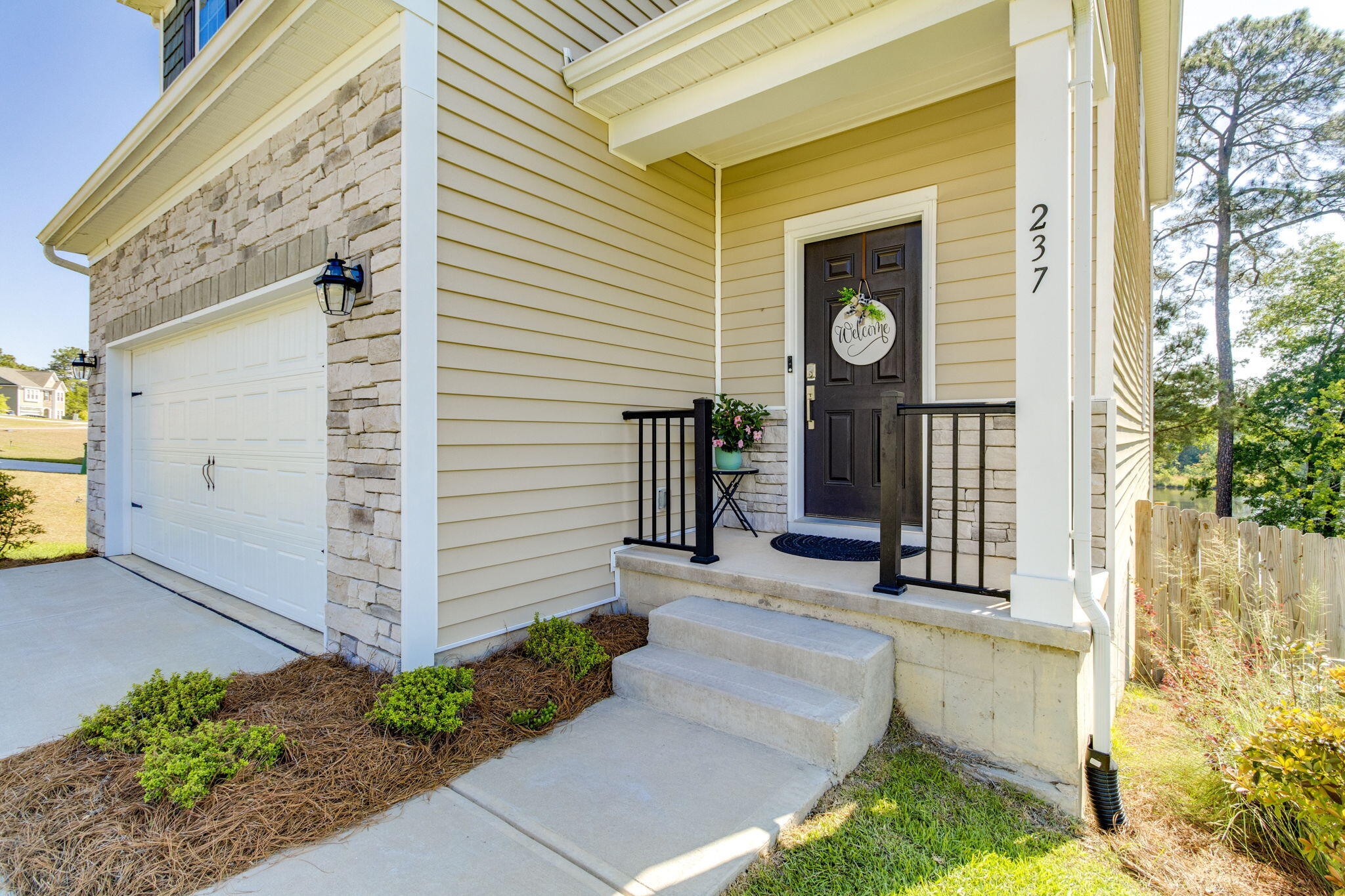 237 Shadowbrook Way Camden, SC 29020 - Photo 4 of 48 4-web-or-mls-2026 04 23 - 237 Shadowbroo