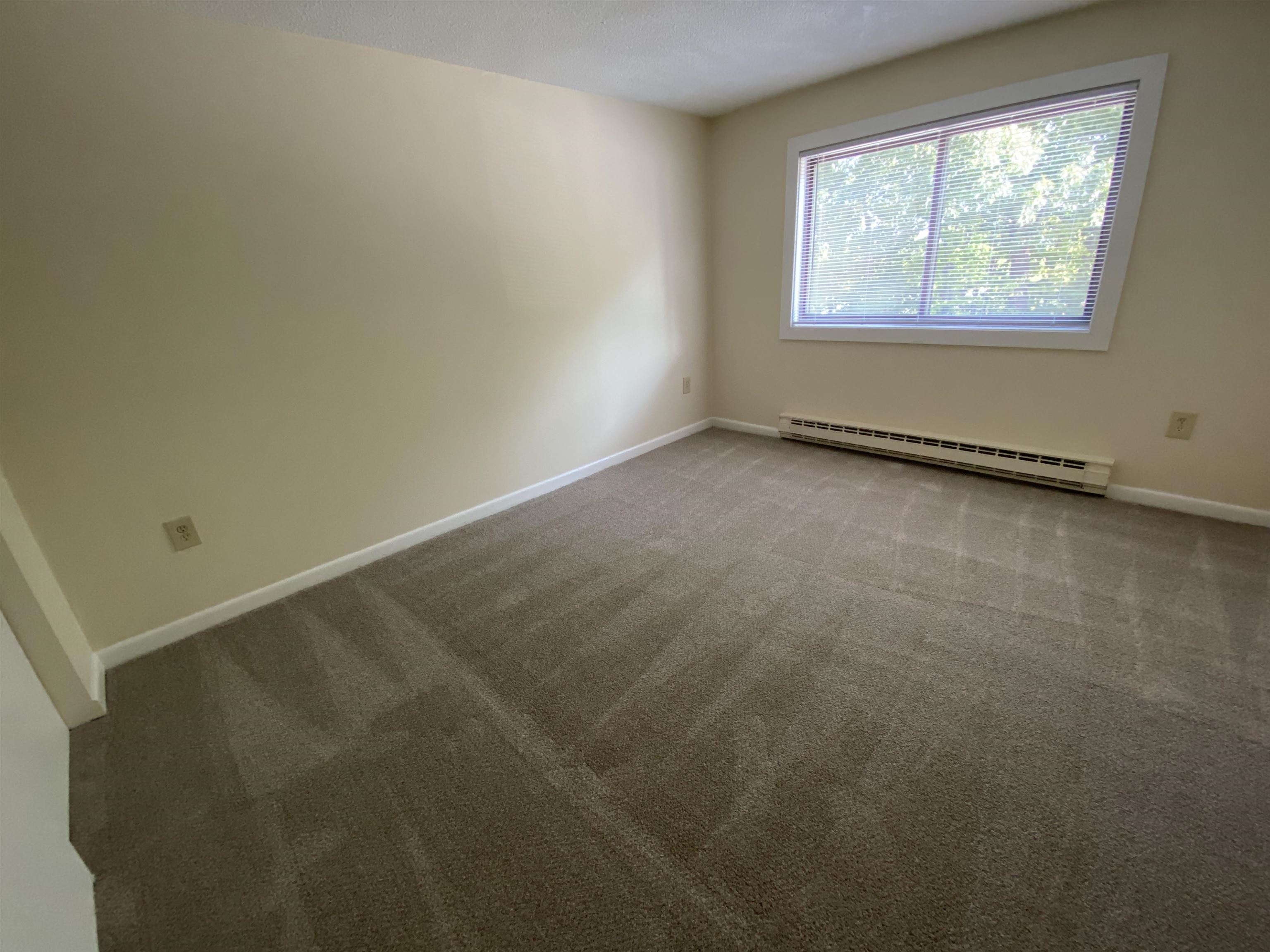 29 Capron Road, Unit 19 Milford, NH 03055 - Photo 17 of 40