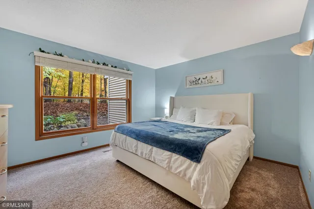 $259,900 | 15805 26th Avenue North, Unit B, Plymouth, MN 55447