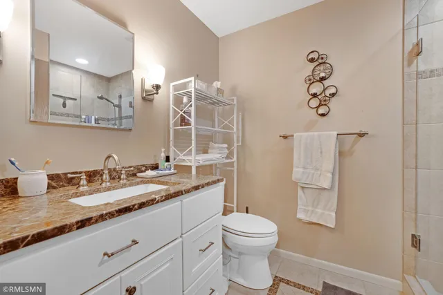 $259,900 | 15805 26th Avenue North, Unit B, Plymouth, MN 55447