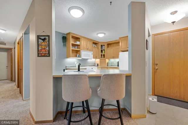 $259,900 | 15805 26th Avenue North, Unit B, Plymouth, MN 55447