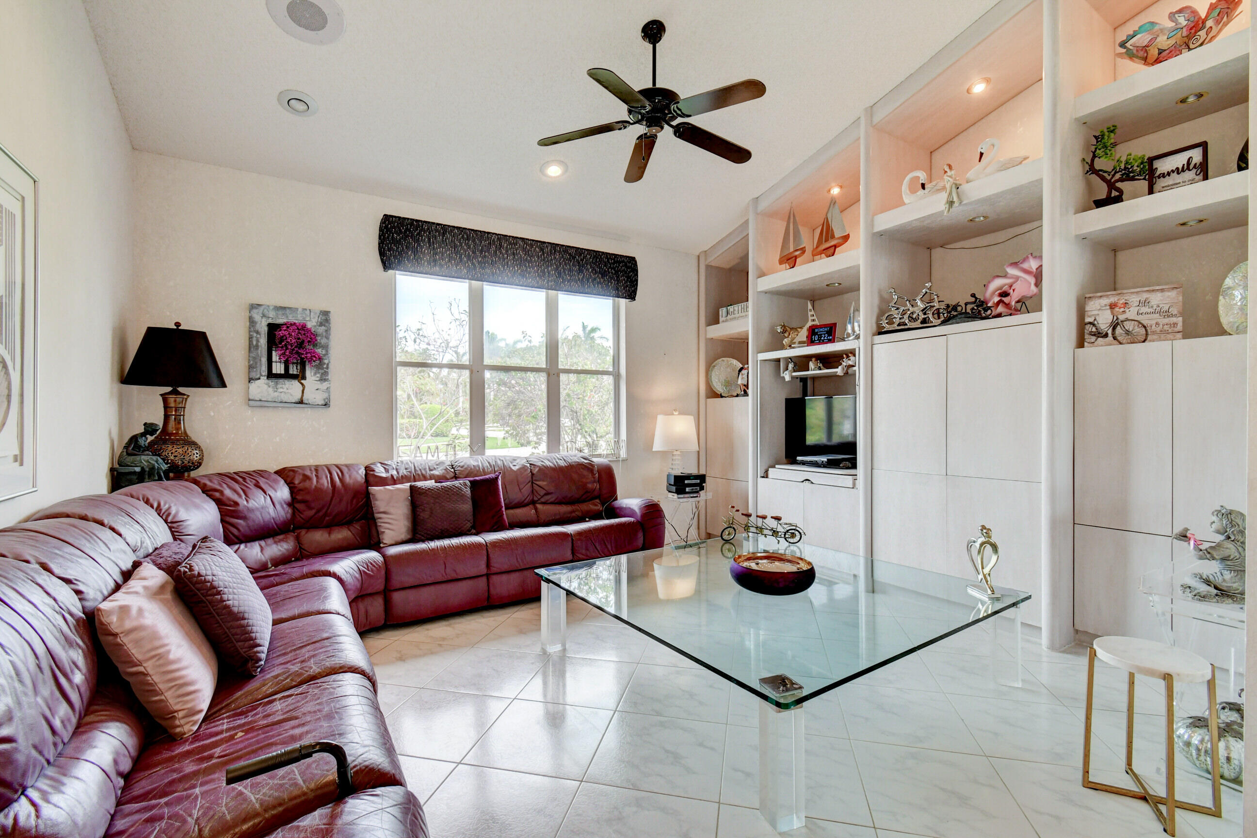 17912 Fairoaks Way Boca Raton, FL 33498 - Photo 11 of 23 DEN/FAMILY ROOM