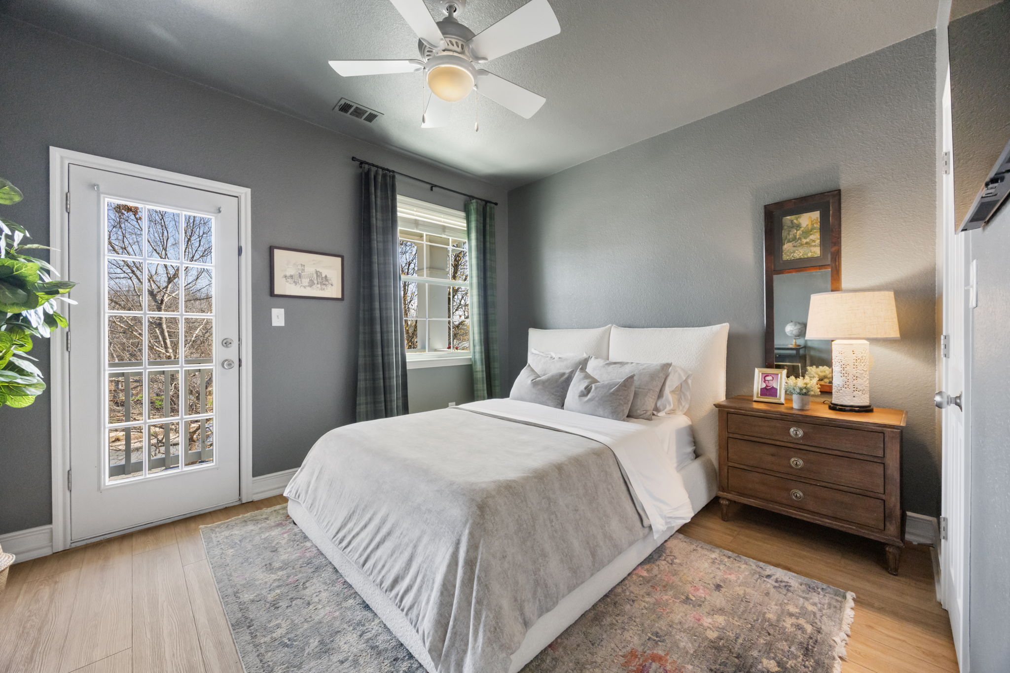2510 Thornton Road Austin, TX 78704 - Photo 22 of 40 a bedroom with a bed and a window