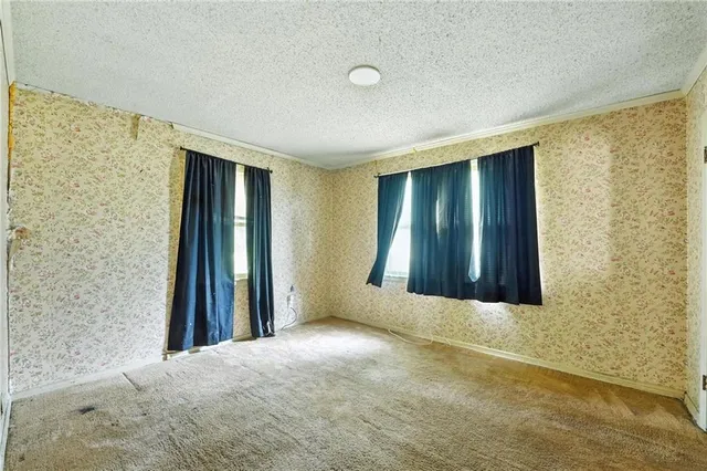 $150,000 | 1013 West Santa Fe Trail, Kansas City, MO 64145