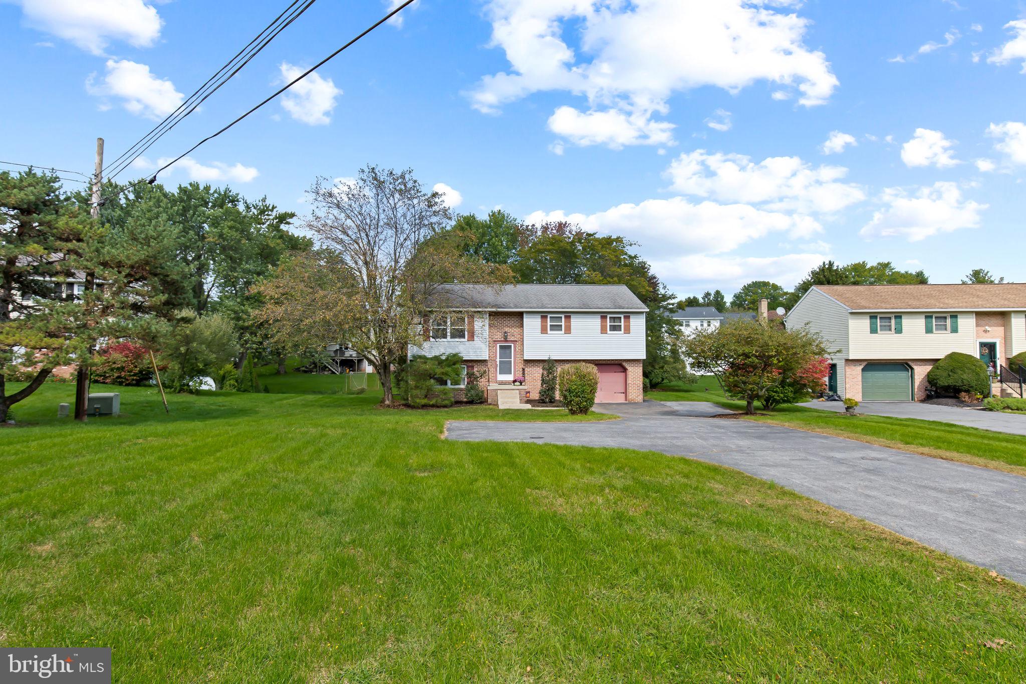 1389 Eden Road Lancaster, PA 17601 - Photo 2 of 40