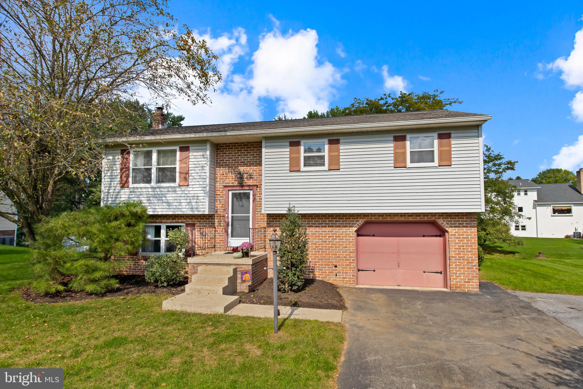 1389 Eden Road Lancaster, PA 17601 - Photo 3 of 40