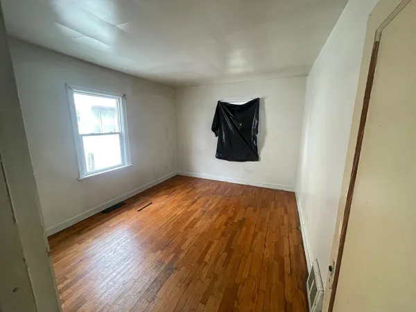 $40,000 | 439 Country Club Drive, Kankakee, IL 60901