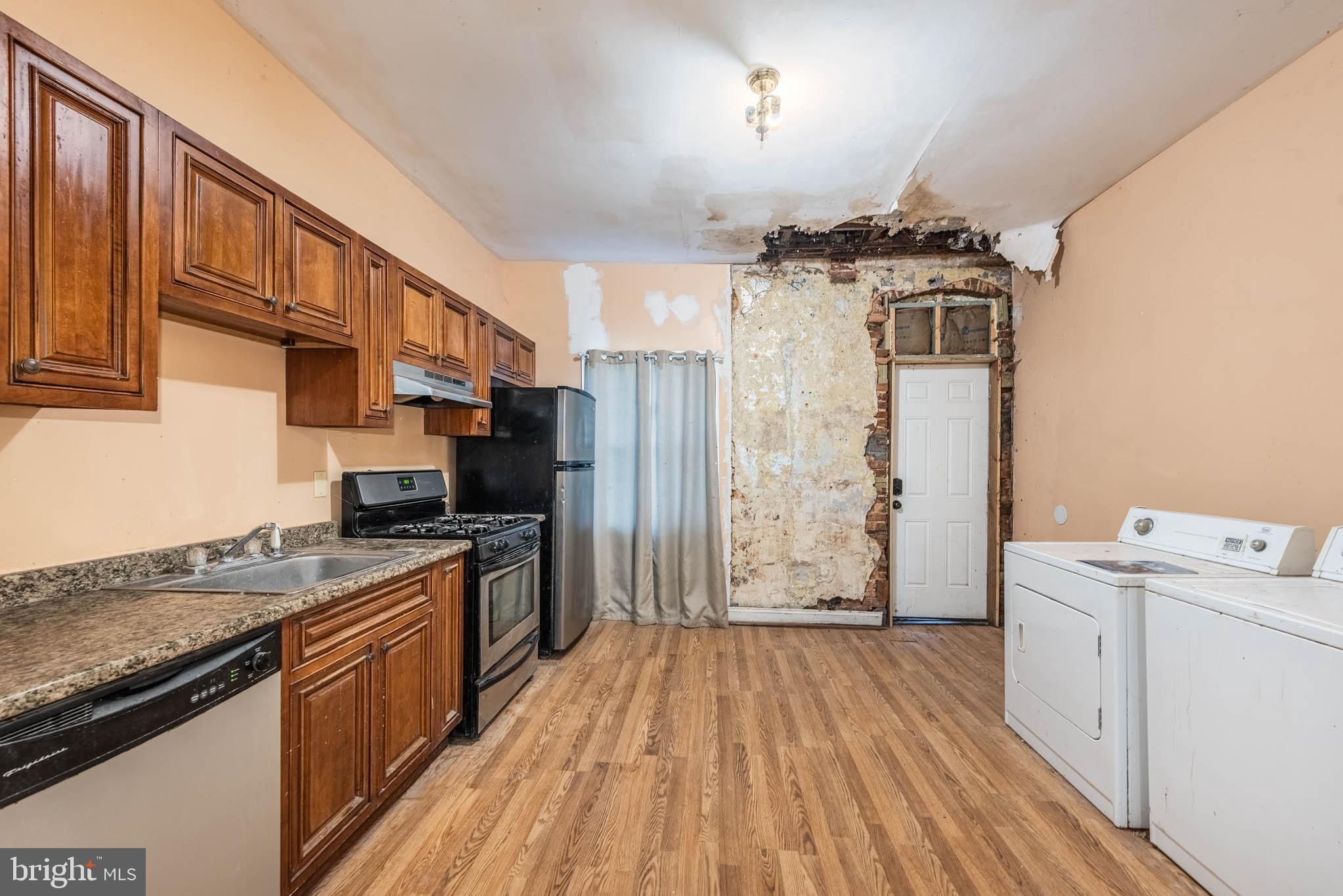 2705 Riggs Avenue Baltimore, MD 21216 - Photo 7 of 27