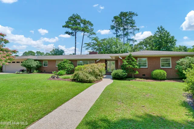 $849,000 | 1103 Forest Hills Drive, Wilmington, NC 28403