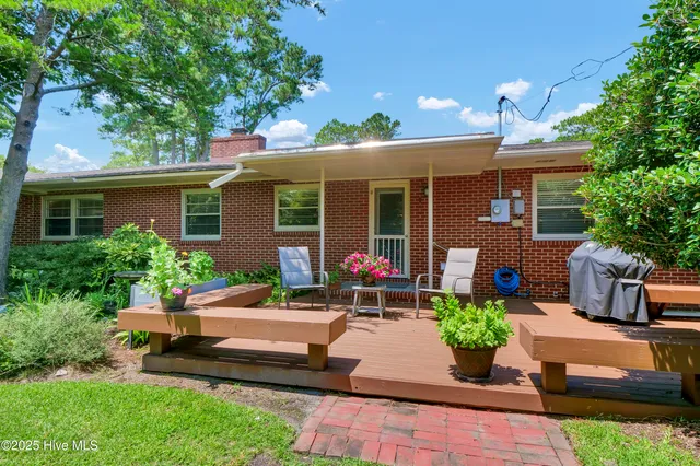 $849,000 | 1103 Forest Hills Drive, Wilmington, NC 28403