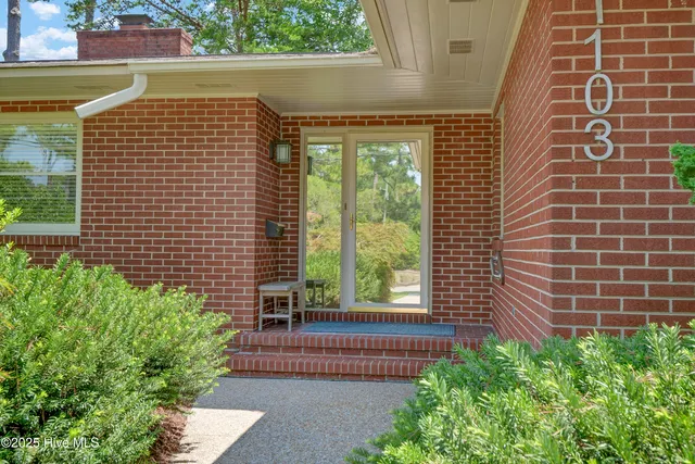 $849,000 | 1103 Forest Hills Drive, Wilmington, NC 28403