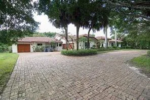 $20,000 | 8208 Twin Lake Drive, Boca Raton, FL 33496