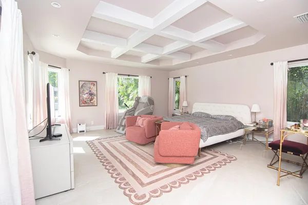 $20,000 | 8208 Twin Lake Drive, Boca Raton, FL 33496