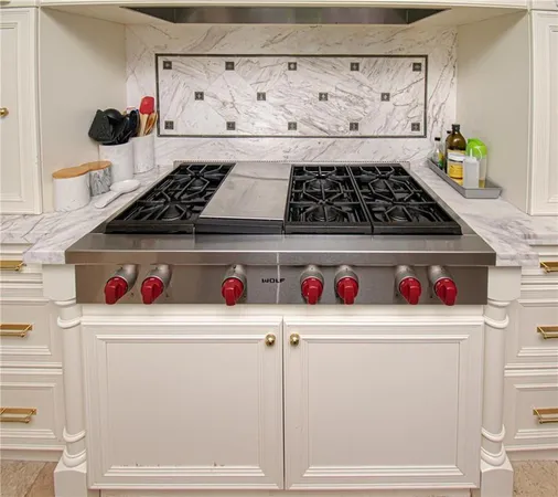 $20,000 | 8208 Twin Lake Drive, Boca Raton, FL 33496