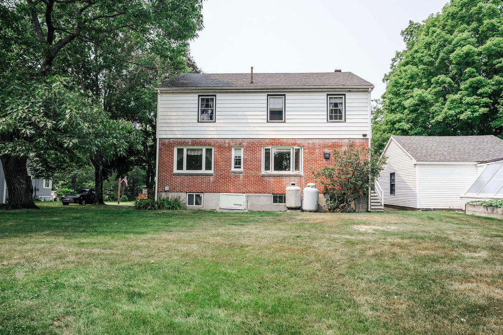 23 Penobscot Avenue Howland, ME 04448 - Photo 20 of 49 DSC05838-HDR